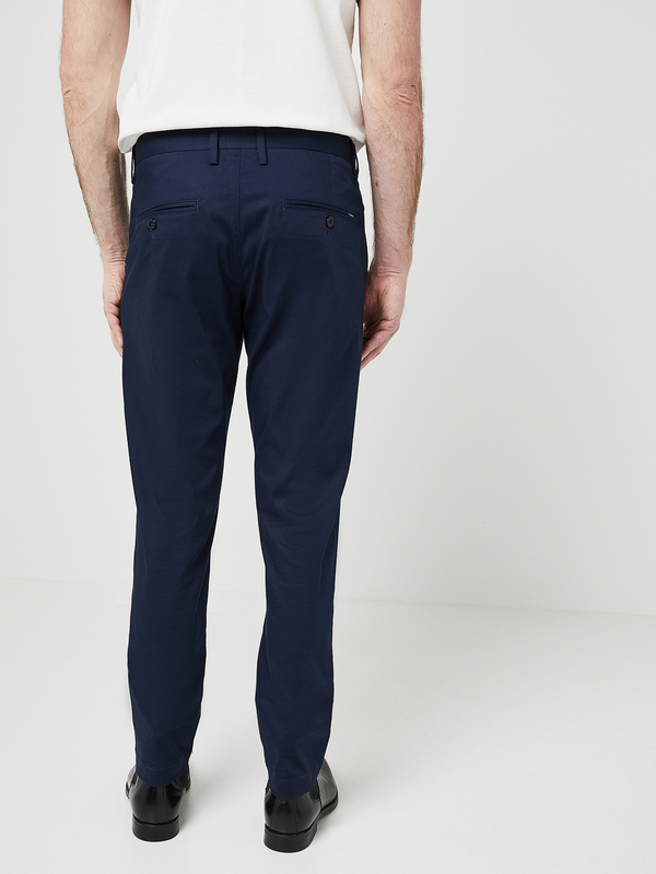 GANT Pantalon Chino, Coupe Slim, Tissu Lger Et Respirant Bleu marine Photo principale