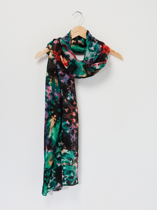 DESIGUAL charpe Imprime Rosaces Faon Tie And Dye Noir Photo principale