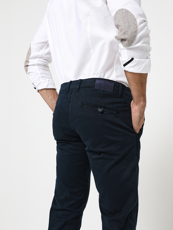 IZAC Pantalon Chino Slim Fit Bleu marine Photo principale