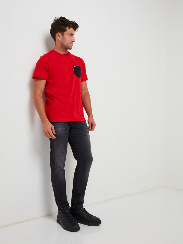 TOMMY JEANS Tee-shirt Poche Poitrine Rouge Photo principale