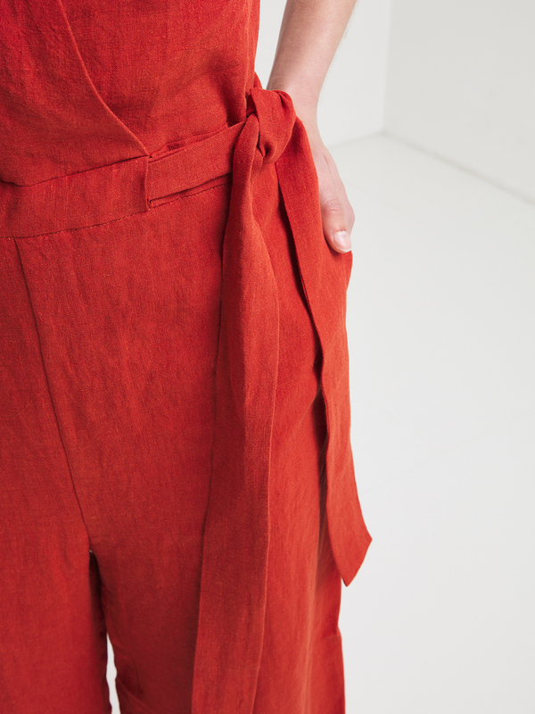 THE KORNER Combi-pantalon En Lin Jambes Larges Rouge Photo principale