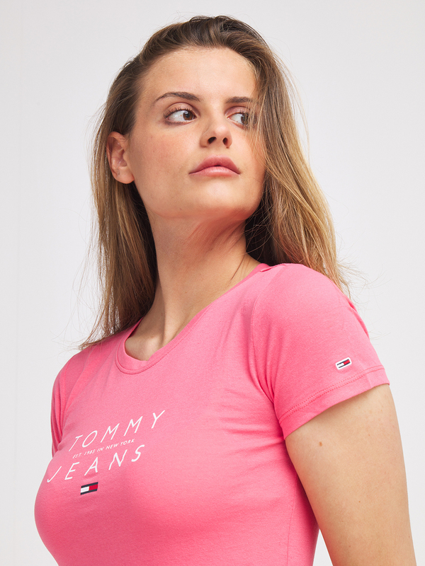 TOMMY JEANS Tee-shirt Logo Rose Photo principale