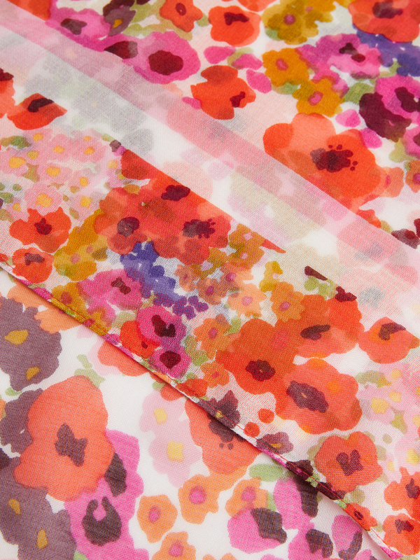 ESPRIT Foulard Imprim All-over Motif Fleurs Multicolores Ecru Photo principale