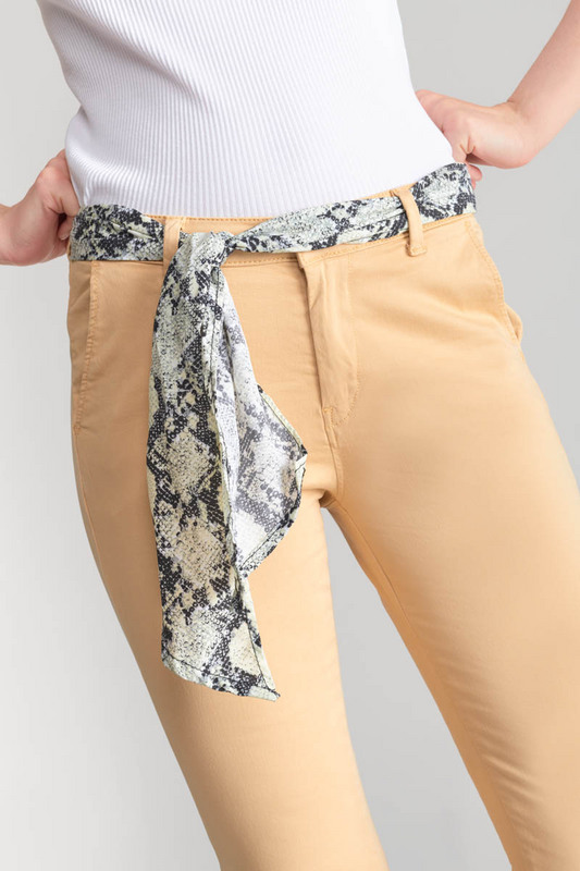 LE TEMPS DES CERISES Pantalon Chino Uni Avec Ceinture En Foulard  Imprim Python Marron Photo principale