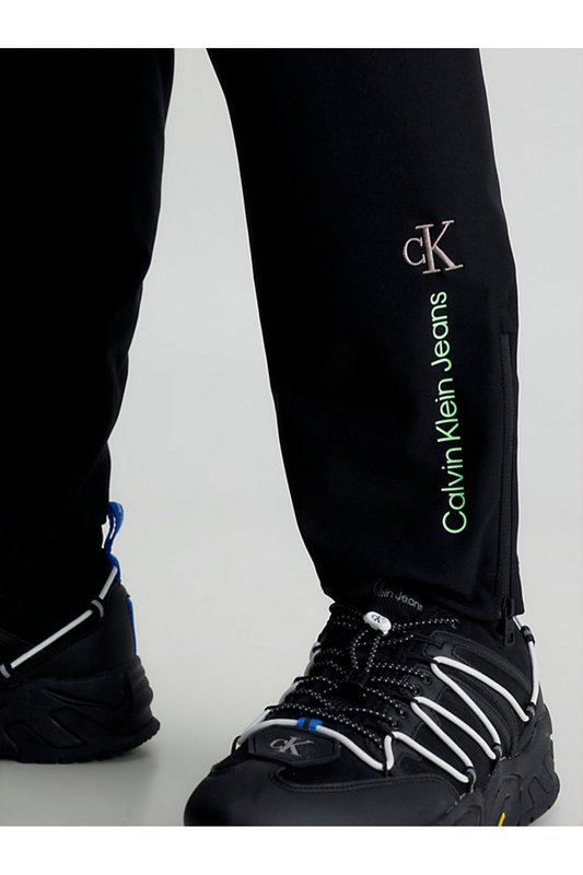 CALVIN KLEIN Jogging Cargo  -  Calvin Klein - Homme BEH Ck Black Photo principale