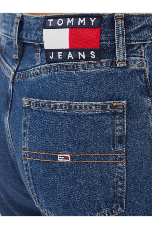 TOMMY JEANS Jean Mom Fit 100% Coton  -  Tommy Jeans - Femme 1A5 Denim Medium Photo principale