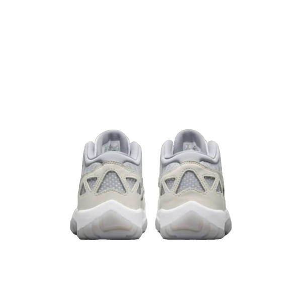 NIKE Baskets Nike Air Jordan 11 Low Beige / White Photo principale