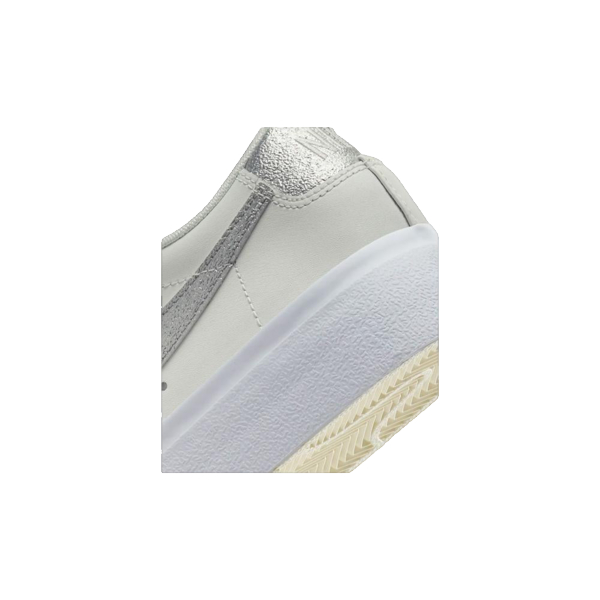 NIKE Baskets Nike Blazer Platform Blanc Photo principale